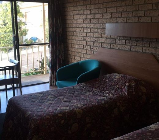 Whale Fisher Motel