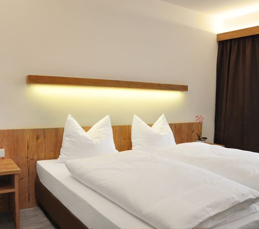 Snooze Apartments