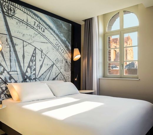 Mercure Beauvais Centre Cathédrale