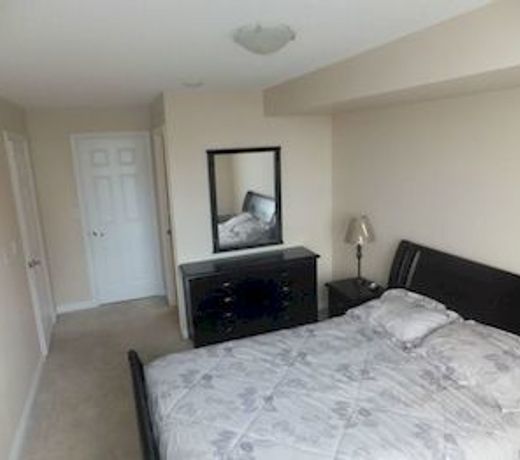 310 Burhamthorpe Suites - by Mirage