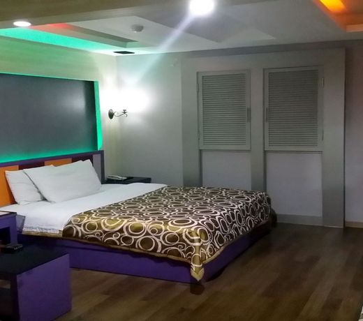Sky Hotel