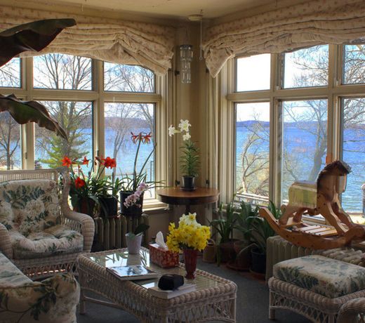Mendota Lake House Inn
