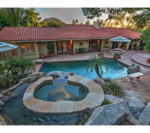 Scottsdale Condo Rentals