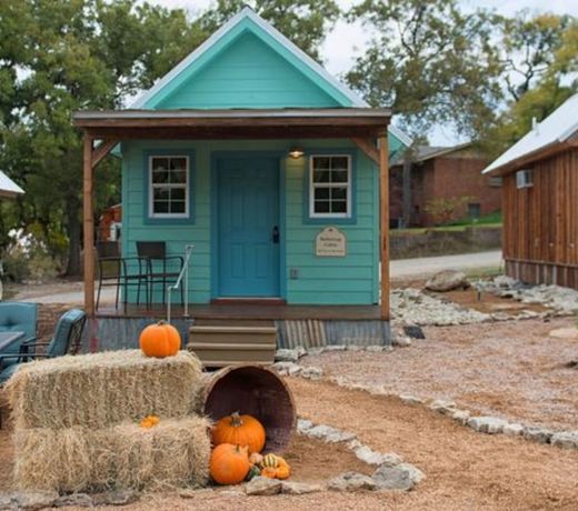 Peacock Cabins