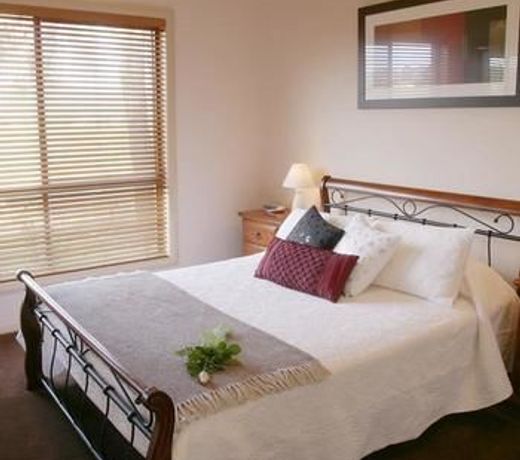 Nightingale Villas