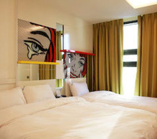 Hotel Bridge