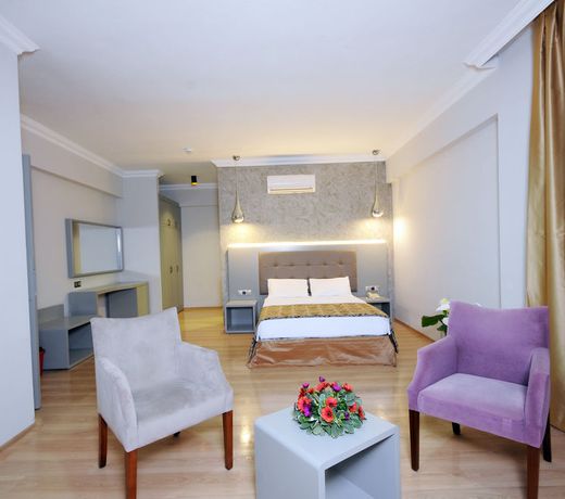 Paşa Garden Beach Hotel
