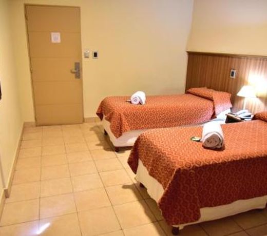Hotel Confianza
