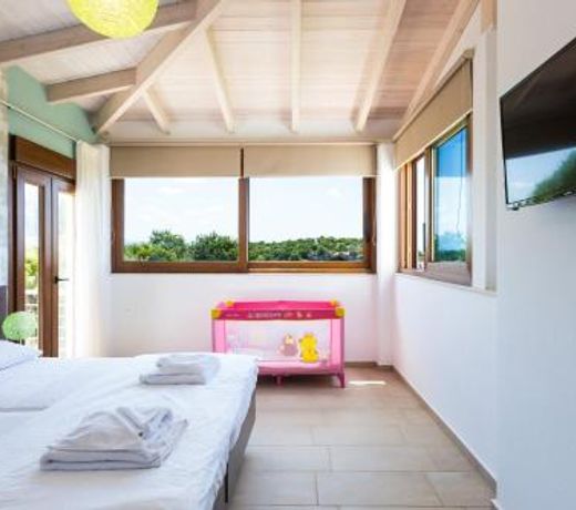 Kampos Villas, pure elegance, By ThinkVilla