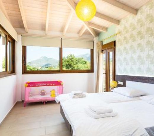 Kampos Villas, pure elegance, By ThinkVilla