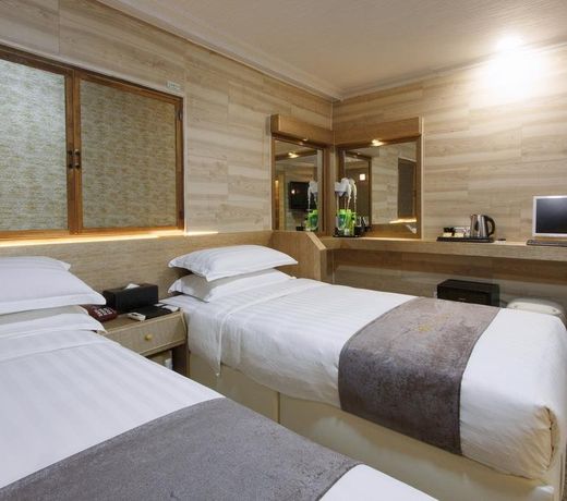 I.Y Hotel