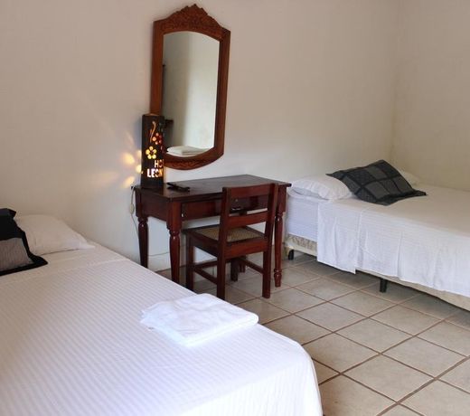 hotel leon viejo.
