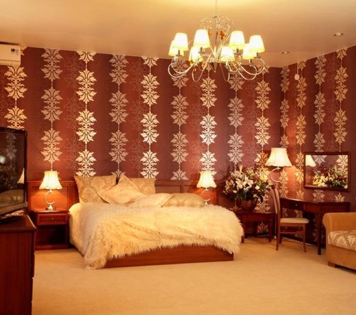 Kristall Hotel