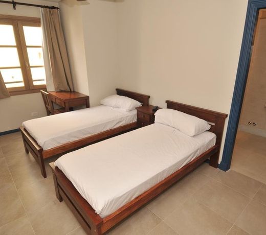 Entis Residencia Universitaria