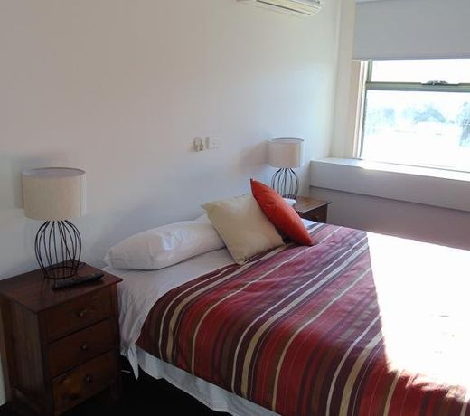 Walshs Hotel