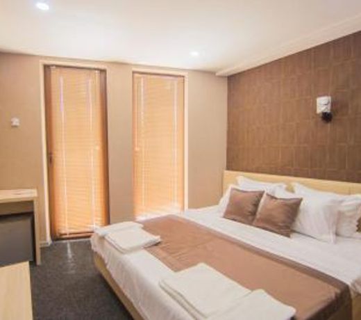 Hotel Voyager