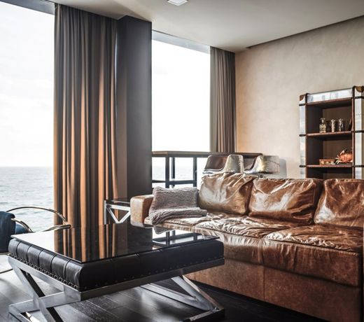 M1 Club Hotel