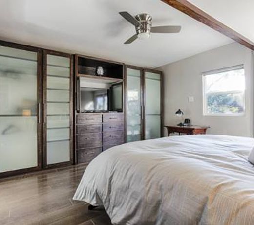 VE Canal Adjacent Home 2 Br home by RedAwning