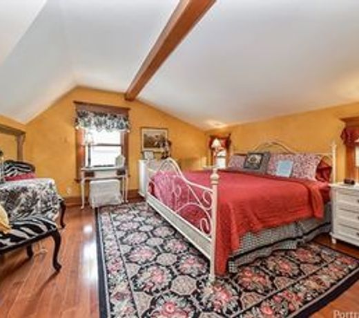 Harrison House Bed & Breakfast