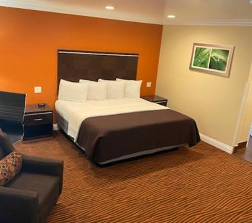 Convention Center Inn & Suites