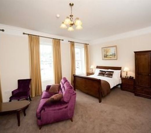 Long Quay House