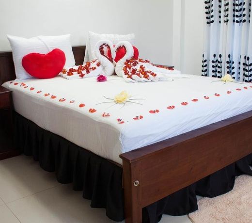 Thilina Hotel