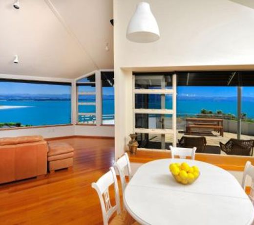 Sea Views Holiday Home