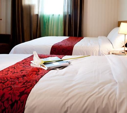 Pinehill Hotel