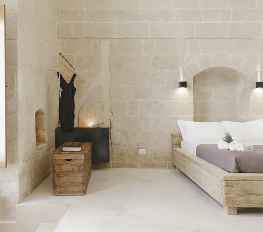 Hydria Rooms