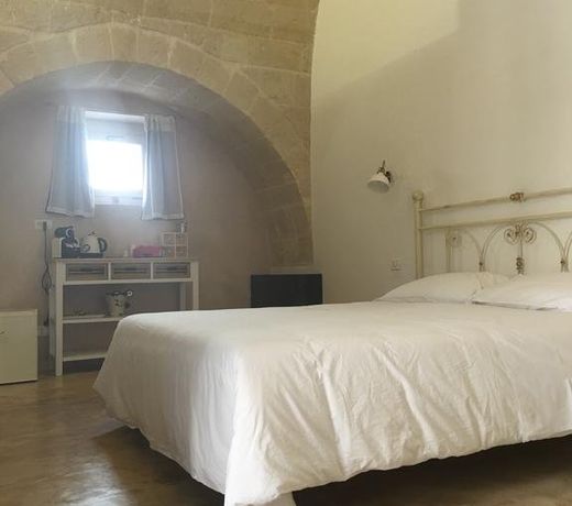 Hydria Rooms