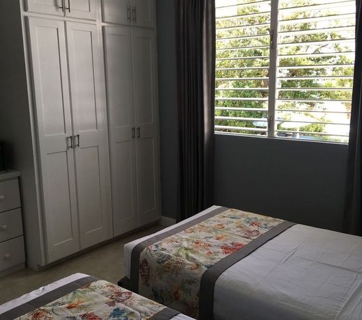 Nautilus Beach Apartments