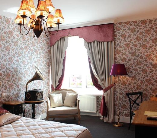 Russkiy Dvorik Boutique Hotel