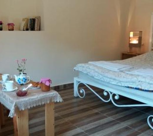 Arami Guest House