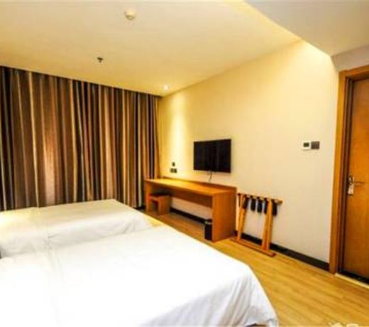 Starway Hotel (Qinhuangdao Railway Station)