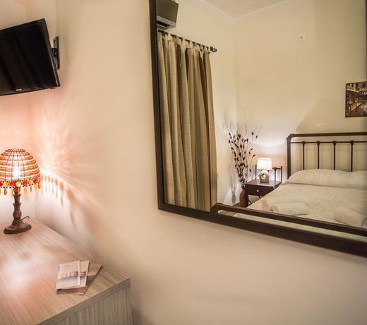 Pegasus Rooms