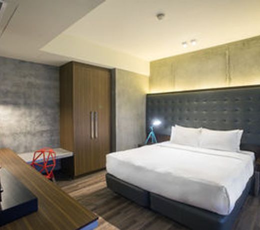 The B Hotel Quezon City