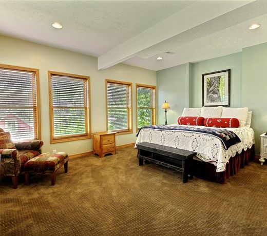 Abode on Woodside
