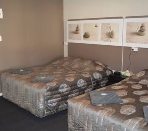 Carmila Sands Motel