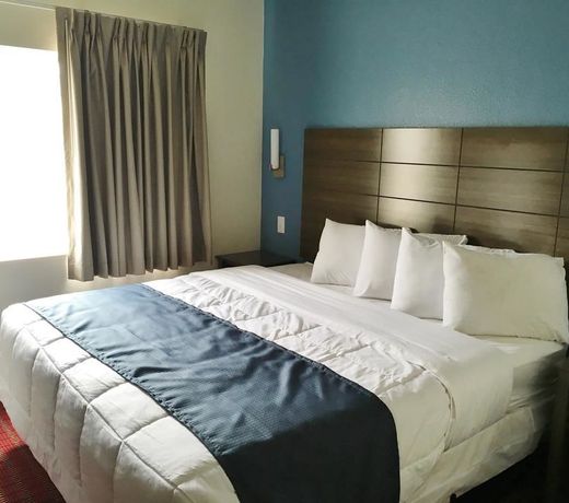 Lone Star Inn