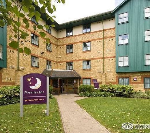 Premier Inn Luton Airport