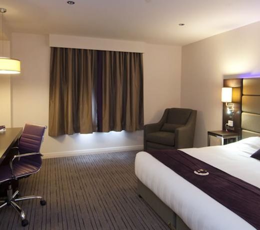 Premier Inn Luton Town Centre