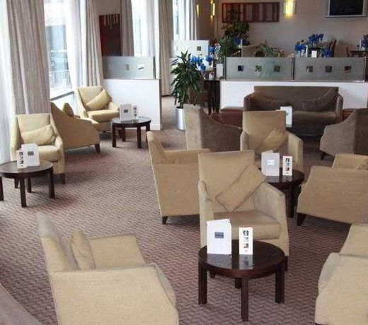 Premier Inn Luton Town Centre