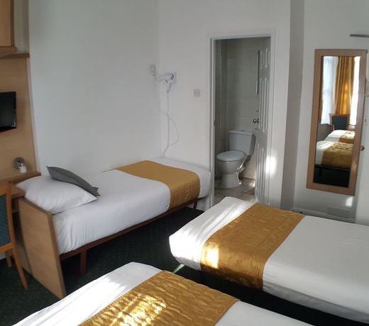 Star Hotel