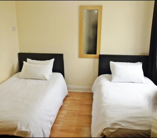 City View Hotel - Roman Road Market