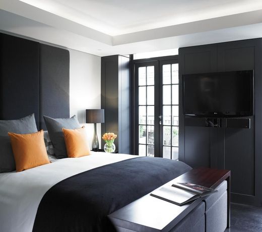 Grosvenor House Suites
