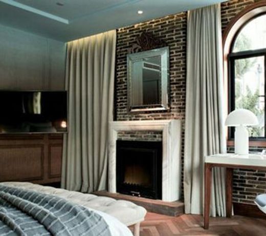 Seclusive Life Aristo Mansion