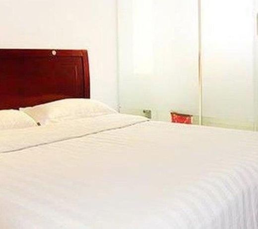 Dongda Street Hotel