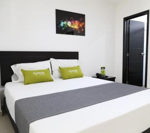 La Pera Hotel