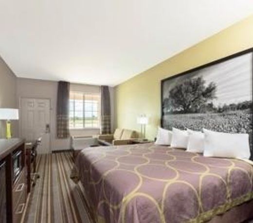 Super 8 by Wyndham Colorado City
