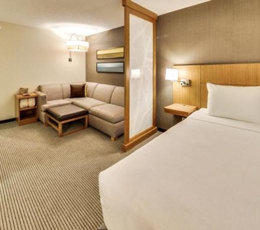DoubleTree by Hilton Edmonton Downtown
